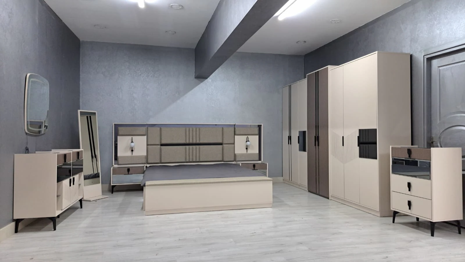 Chambre à coucher amoire 8battants 7pièces vip nova beige 3314