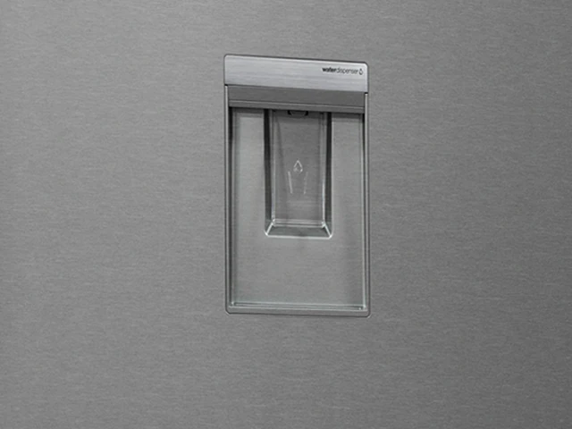 Réfrigérateur Finix combiné 3tiroirs 588litres dist d’eau 653 840X750X1860
