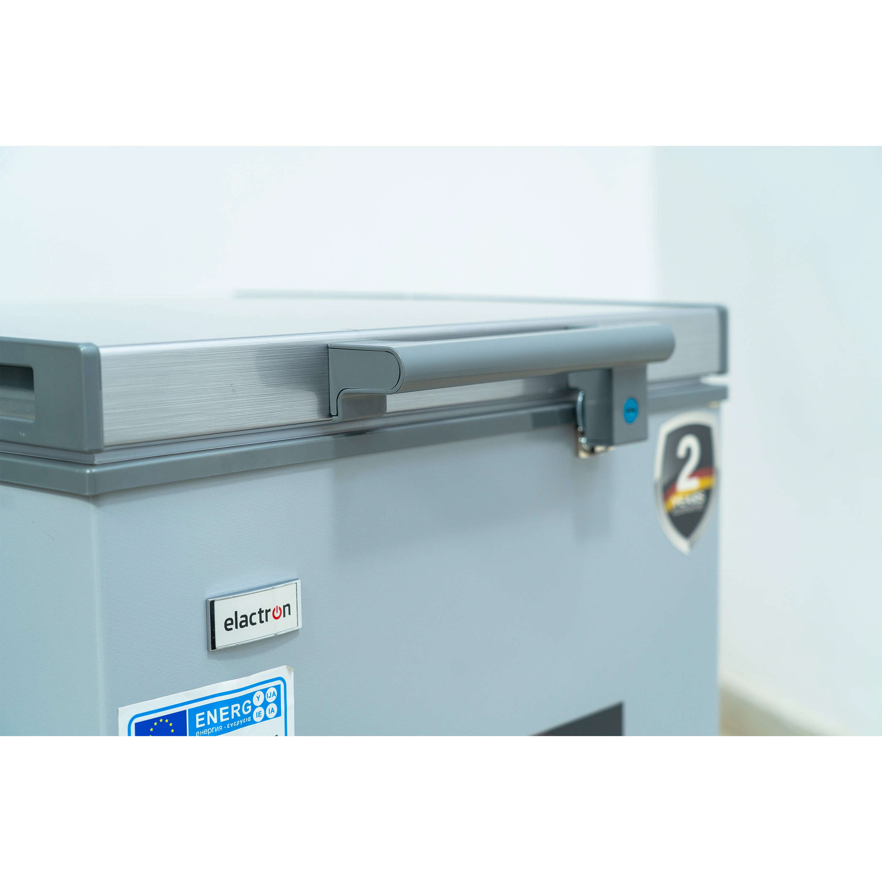 Congélateur Elactron horizontal 200litres gris EL193BD1140