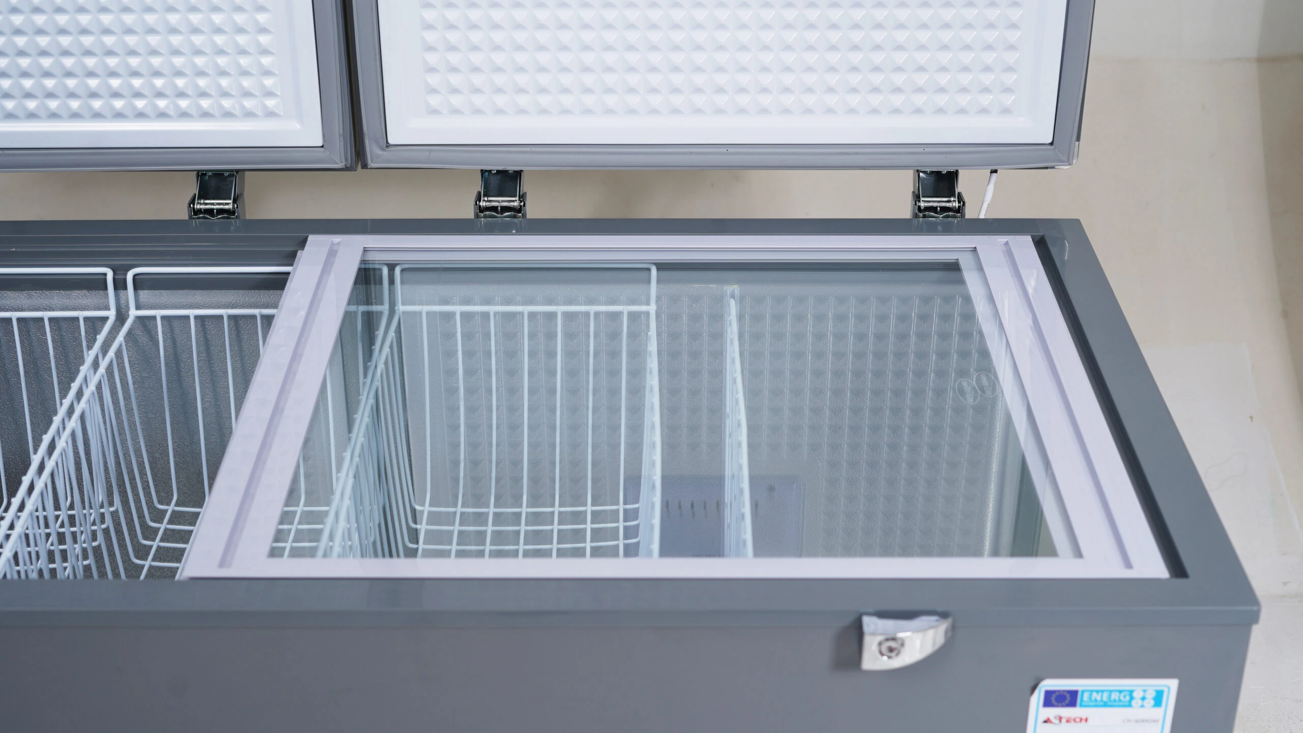 Congélateur Astech horizontal 600litres gris CH600GM